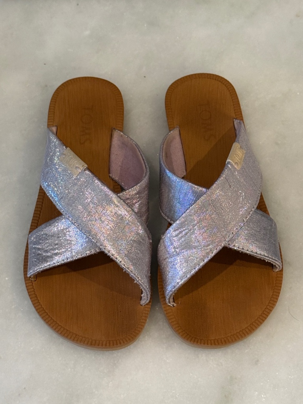 TOMS VIV Sandal Size Youth 12 Sandals in Lilac EUC